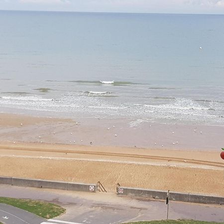 Appartement Liza 2 Pieces Vue Mer A Cabourg Luaran gambar